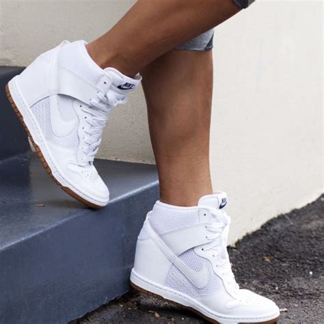 nike dunk sky high nederland|Nike dunks high top white.